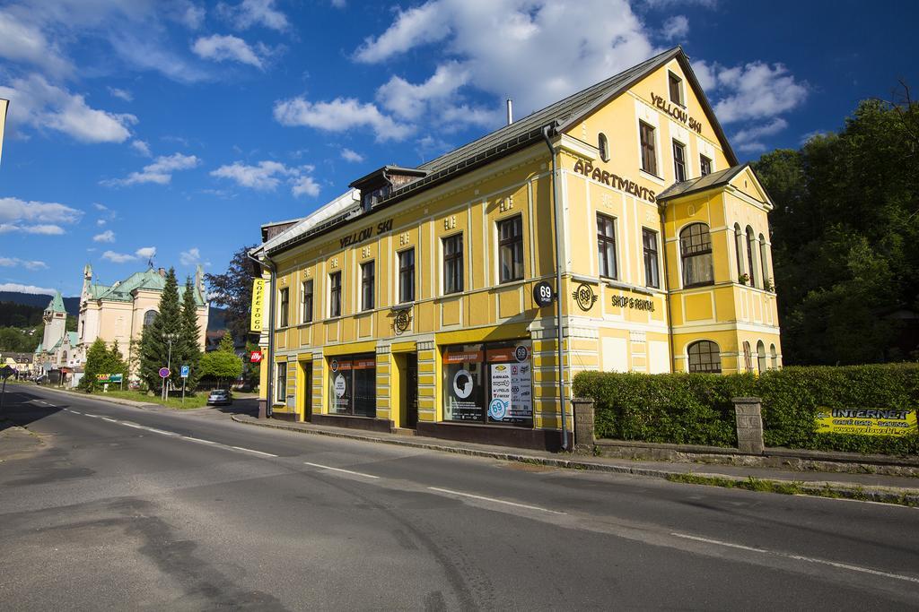 Yellow Rokytnice nad Jizerou